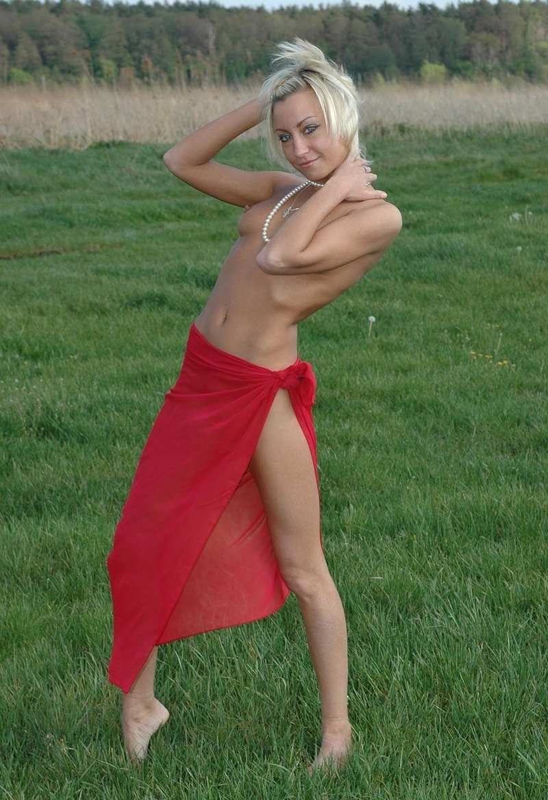 Анфиса, 18 лет, 1 размер груди